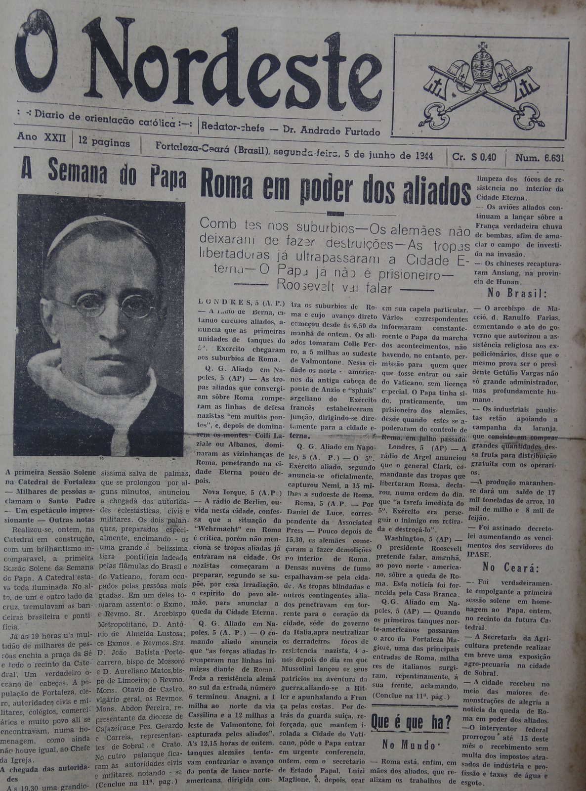 Capa com o cabeçalho, as chaves pontifícias, 'A Semana do Papa' com retrato grande de Pio XII e a manchete 'Roma em poder dos aliados'; abaixo do retrato, a mat