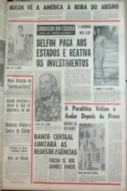 Página do jornal Correio do Ceará de maio de 1967