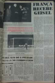Página do jornal Correio do Ceará de abril de 1976