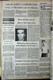 Página do jornal Correio do Ceará de abril de 1977